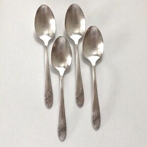 Tudor Plate Oneida Community Queen Bess II Silver Plate teaspoons Set of 4